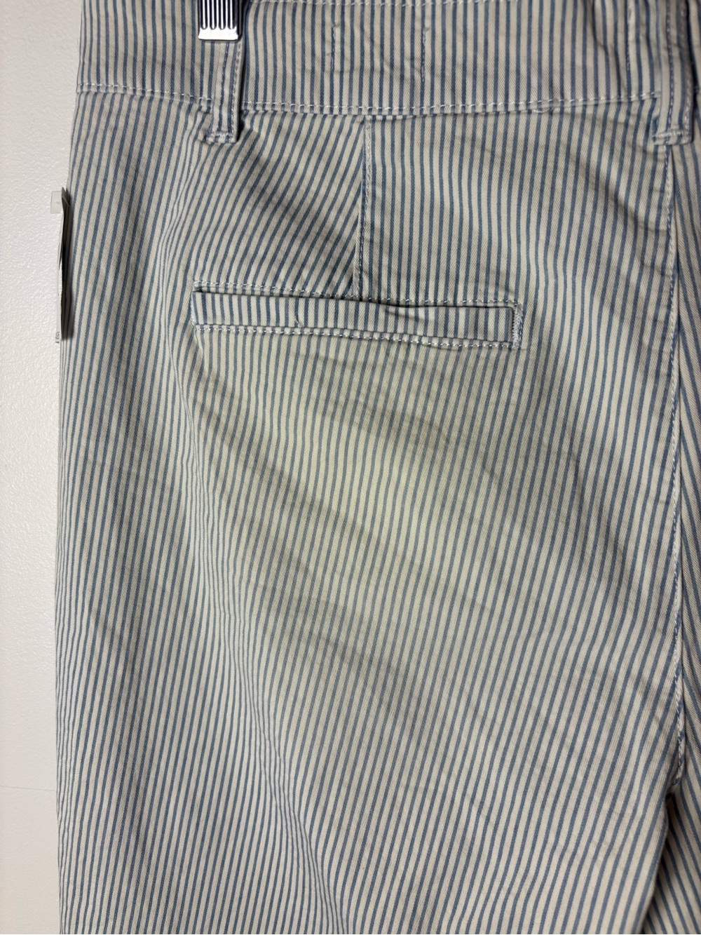 NWT GAP Light Blue and White Striped Women's Bermuda Shorts, size 14 - Picture 6 of 11